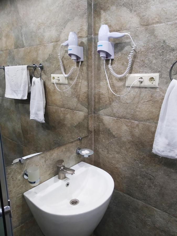 יירבאן Boutique Living Hotel מראה חיצוני תמונה