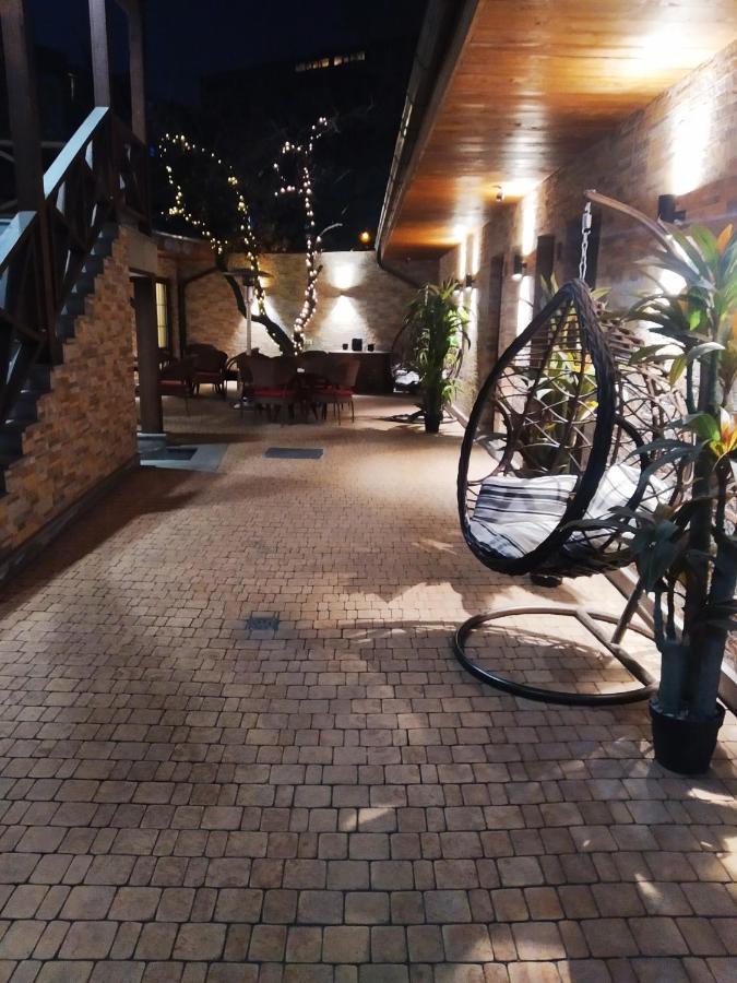 יירבאן Boutique Living Hotel מראה חיצוני תמונה