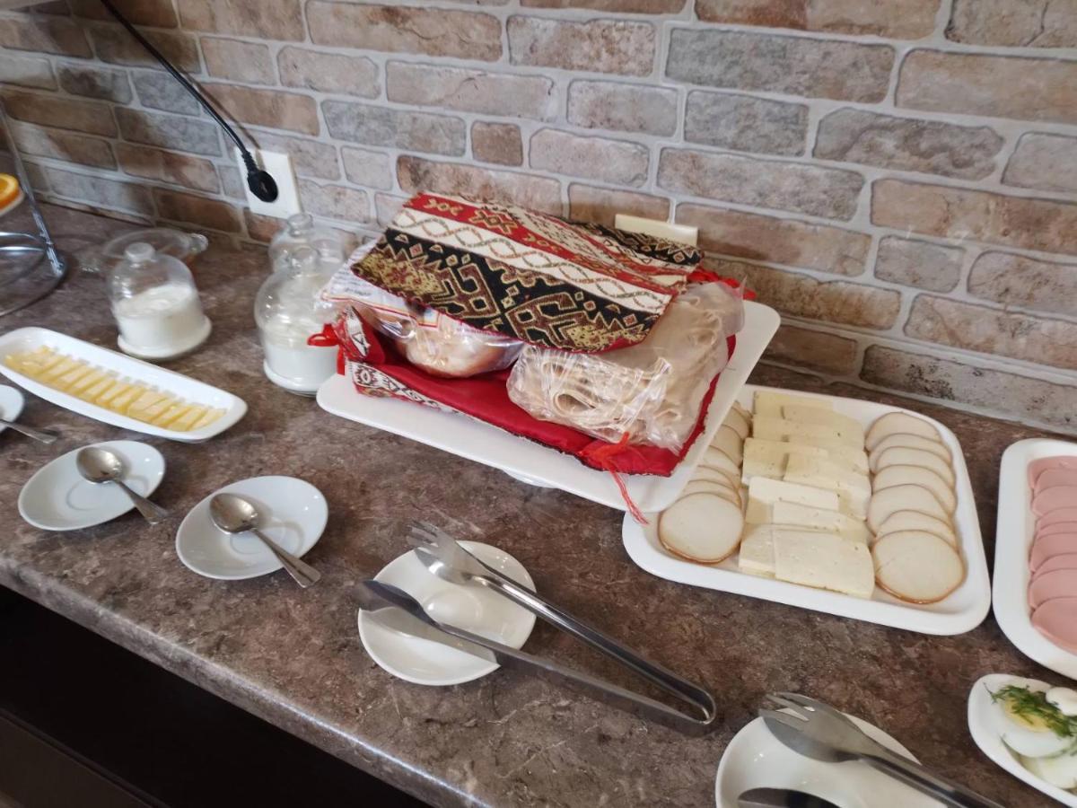 יירבאן Boutique Living Hotel מראה חיצוני תמונה