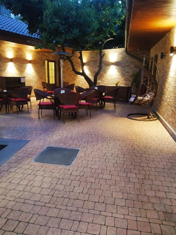 יירבאן Boutique Living Hotel מראה חיצוני תמונה