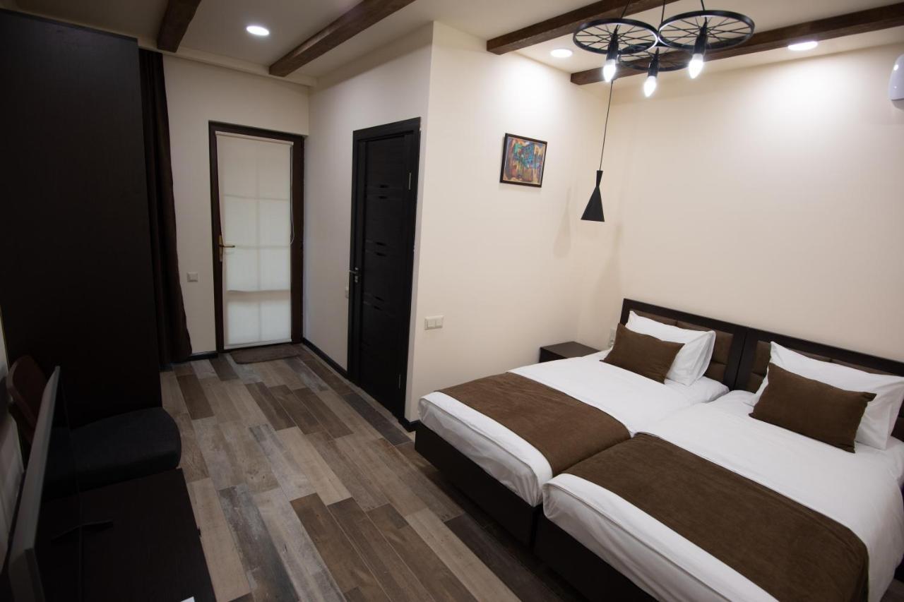 יירבאן Boutique Living Hotel מראה חיצוני תמונה